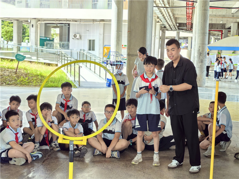 西河镇朝阳北社区开展全国科普月系列活动-“科技改变生活 创新赢得未来”