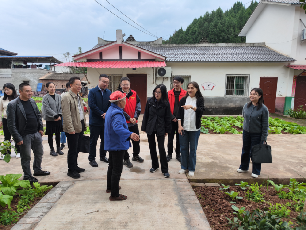 成都市科协赴简阳市江源镇红台村慰问驻村干部并开展调研